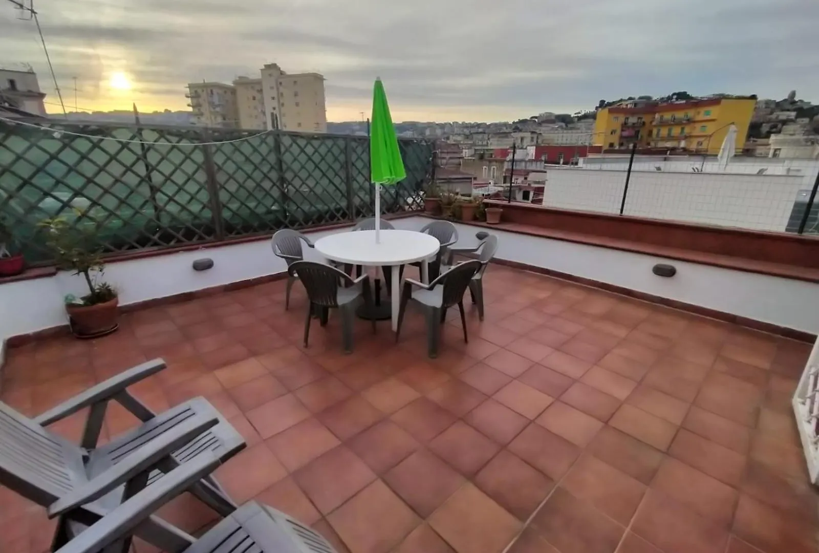 Terrazza Al Museo Madre Apartment Naples